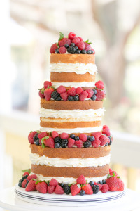 Amalie Orrange_naked Cake_guia de fornecedores_casamento em búzios.2