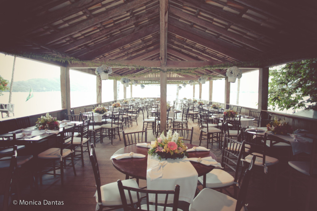 Casamentos na Praia_Carol e Marcio_Blog Casamento em Búzios_Guia de Fornecedores_foto22