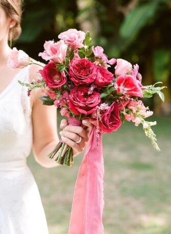 Viva-Magenta-Cor-Pantone-2023-no-casamento-rjweddings-foto8